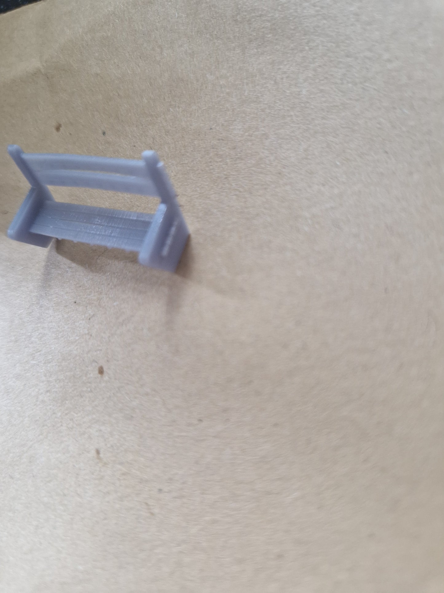 OO Gauge Benches