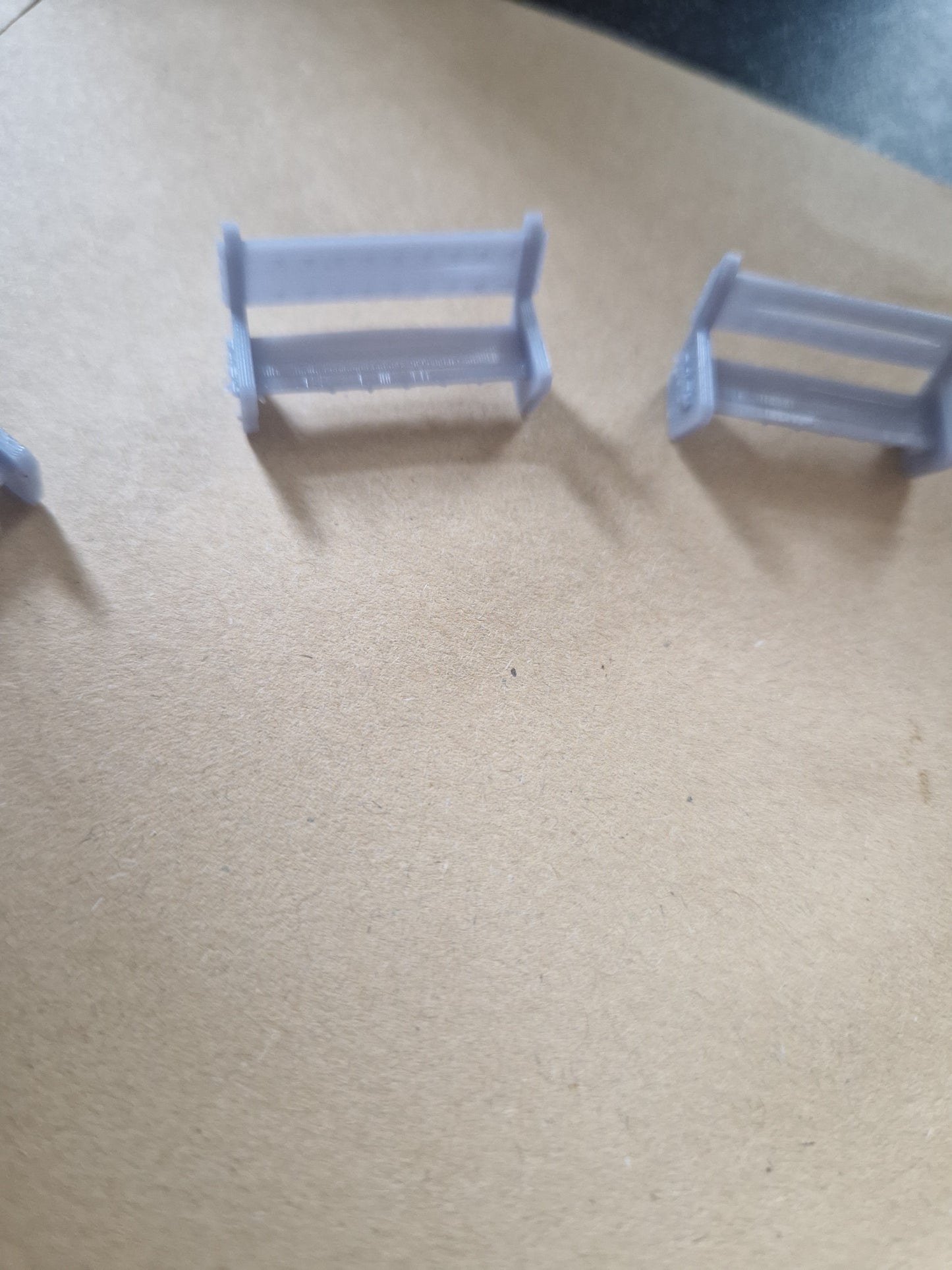 OO Gauge Benches