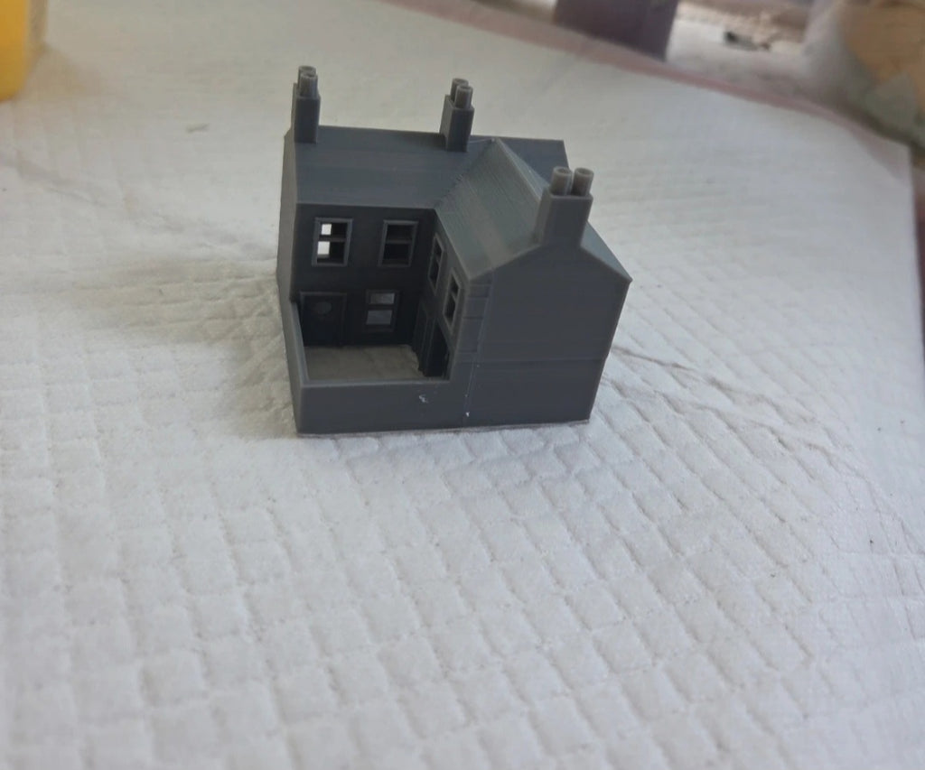 N Gauge Corner shop