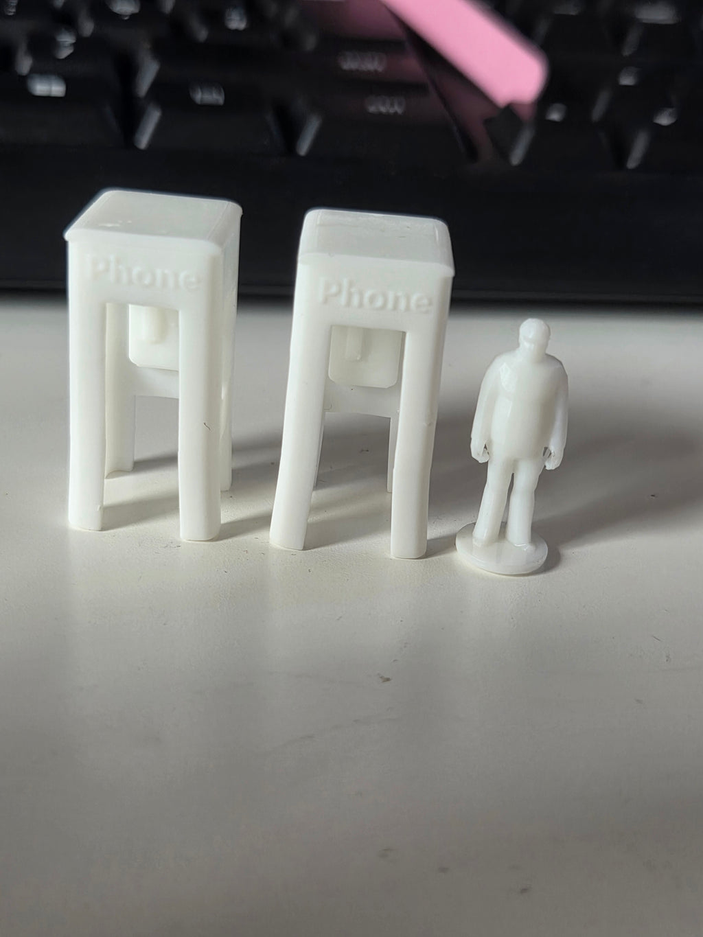 OO Gauge Phone Booths