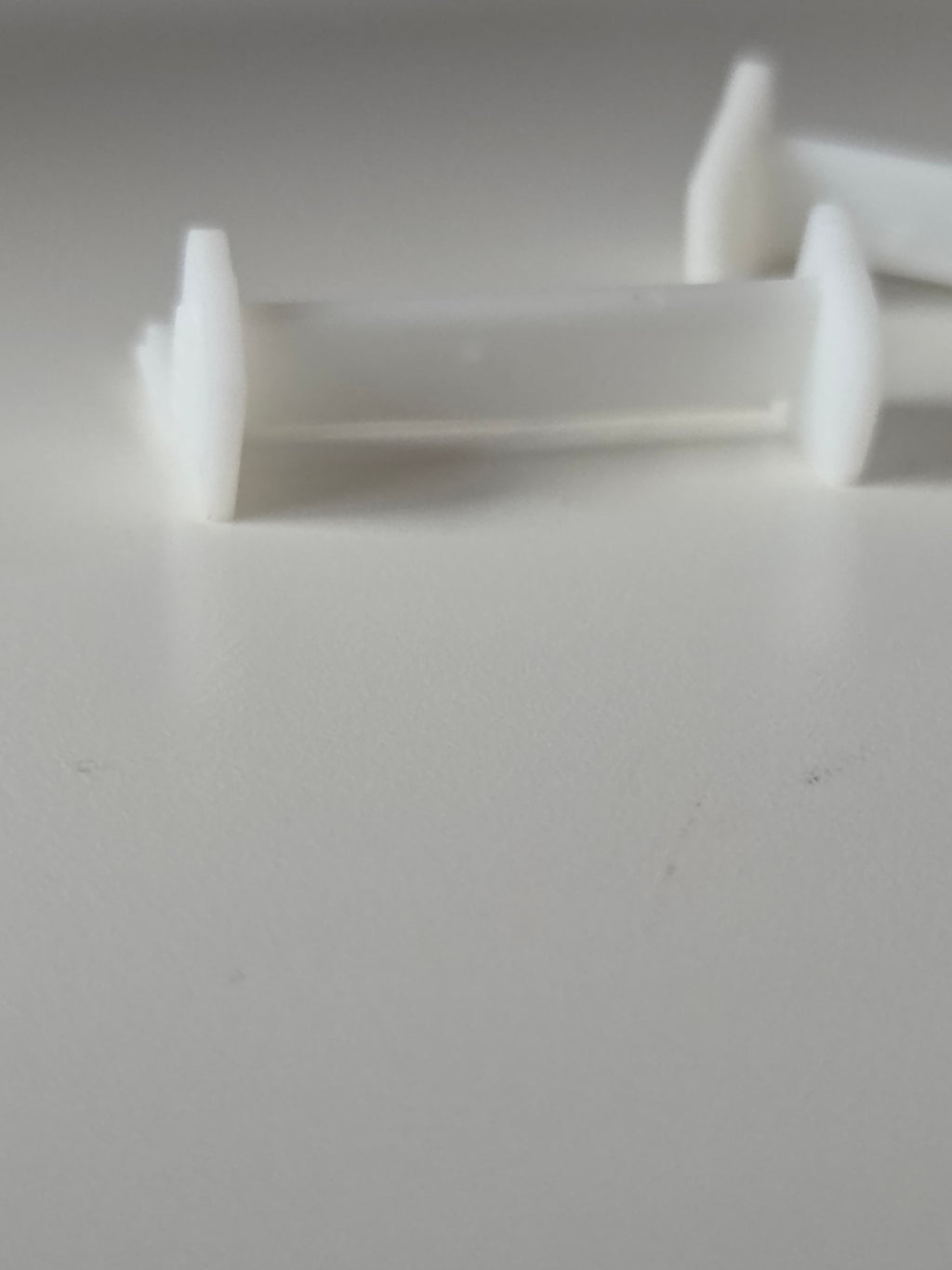OO Gauge benches