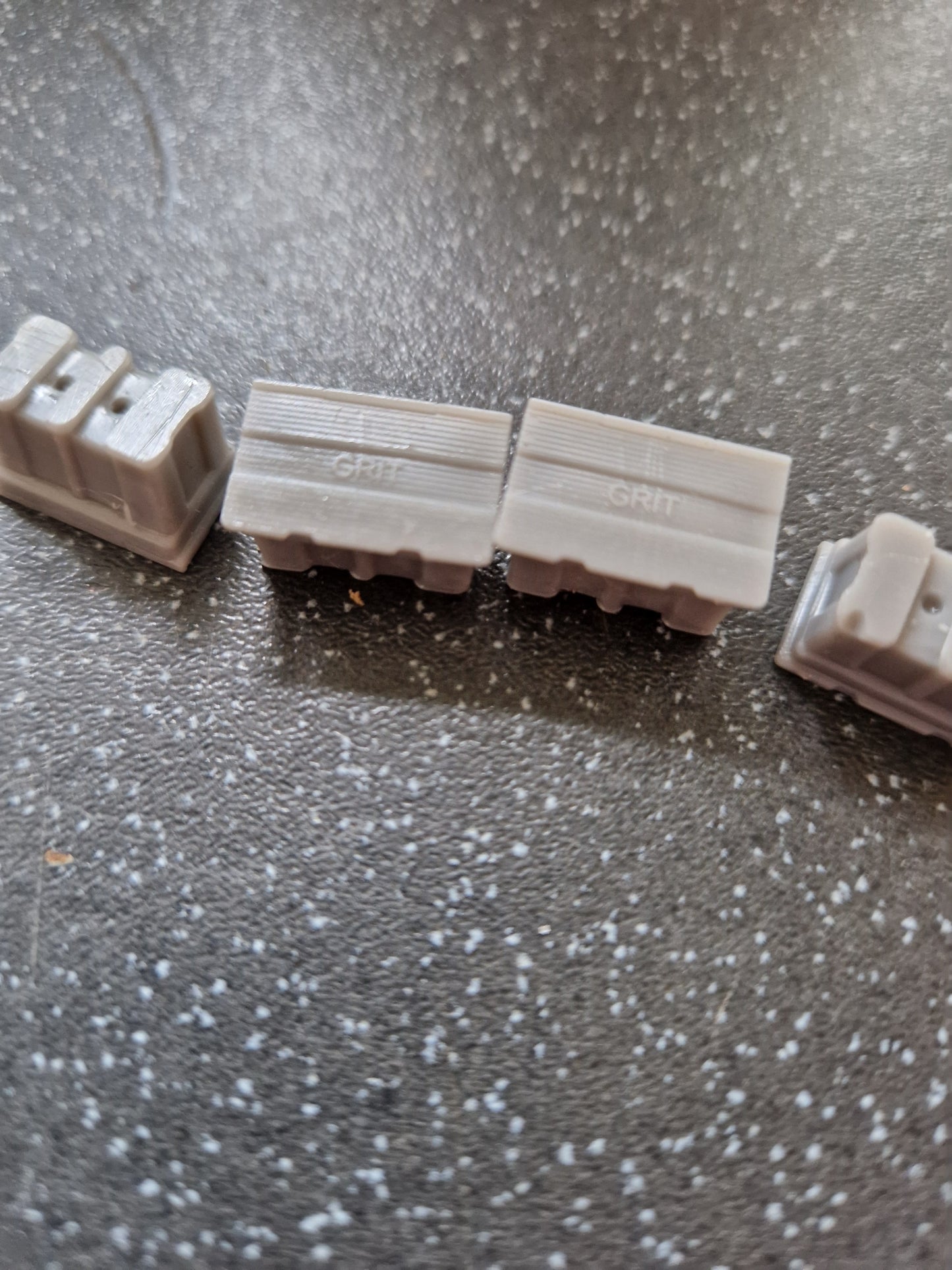 OO Gauge Grit Bin & Salt Bins