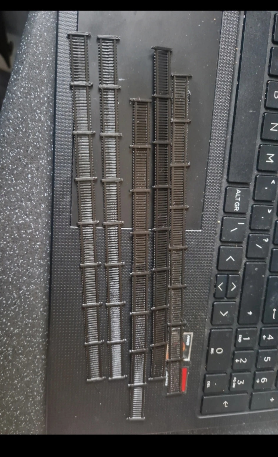 N Gauge Fences